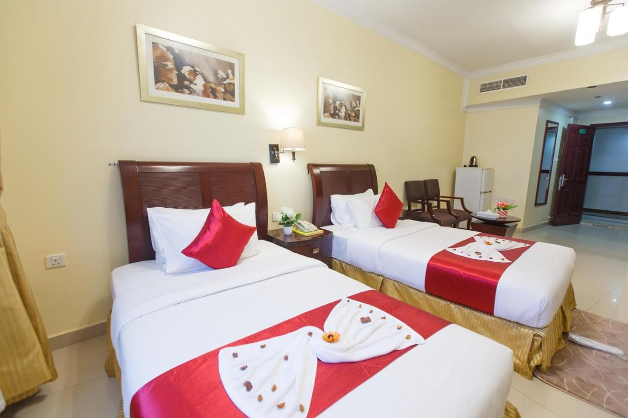 Crown Palace Hotel & Suites Ajman Exterior photo