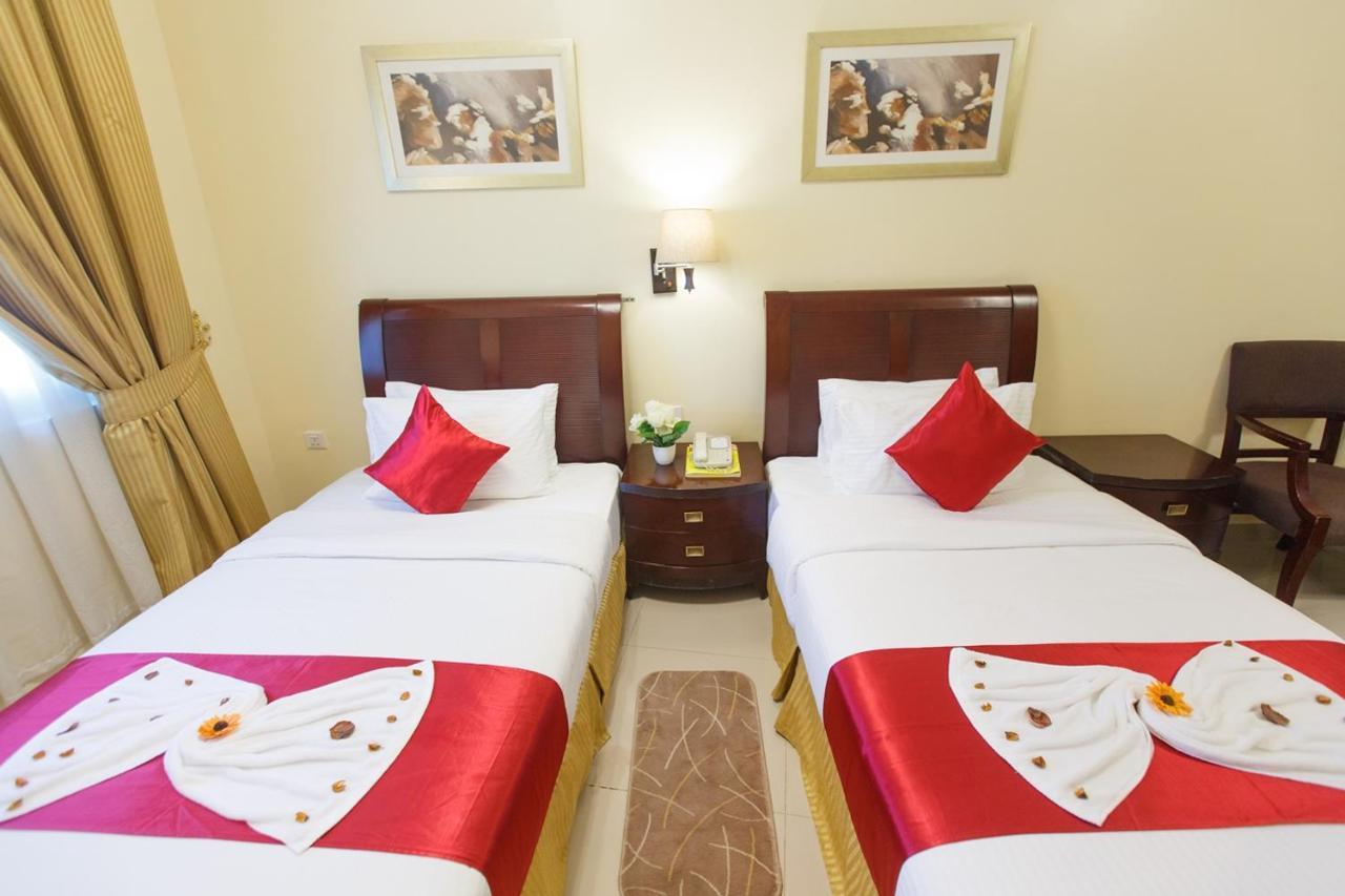 Crown Palace Hotel & Suites Ajman Exterior photo